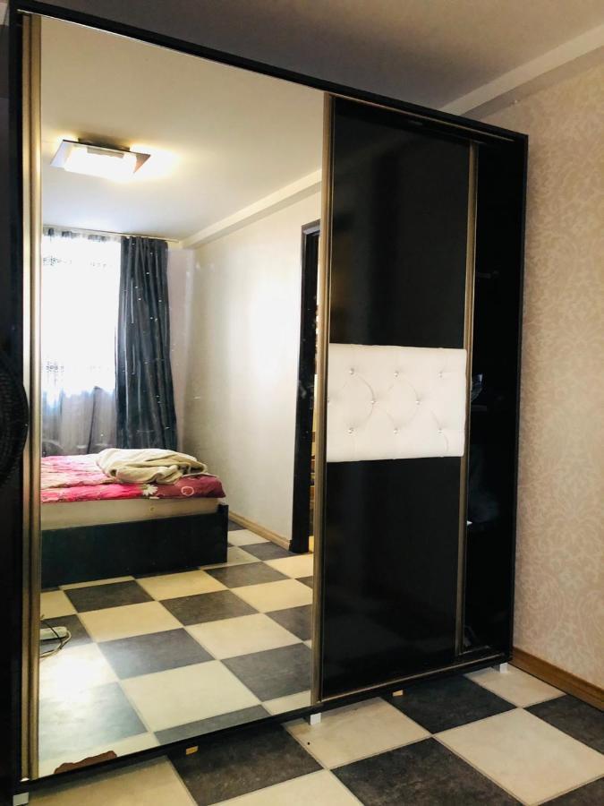 Sev Group Hostelエレバン エクステリア 写真