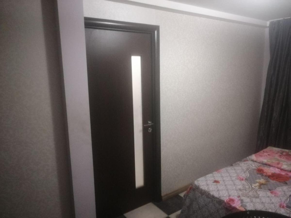 Sev Group Hostelエレバン エクステリア 写真