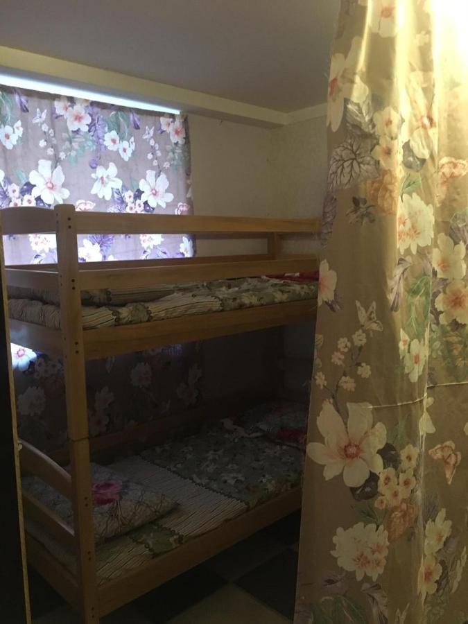 Sev Group Hostelエレバン エクステリア 写真